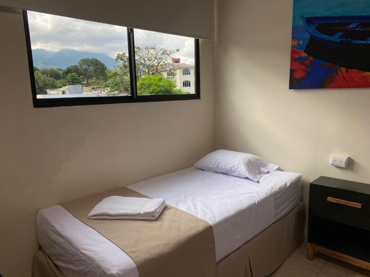 Hotel La Capilla - Suites & Apartments San Benito San Salvador Eksteriør billede