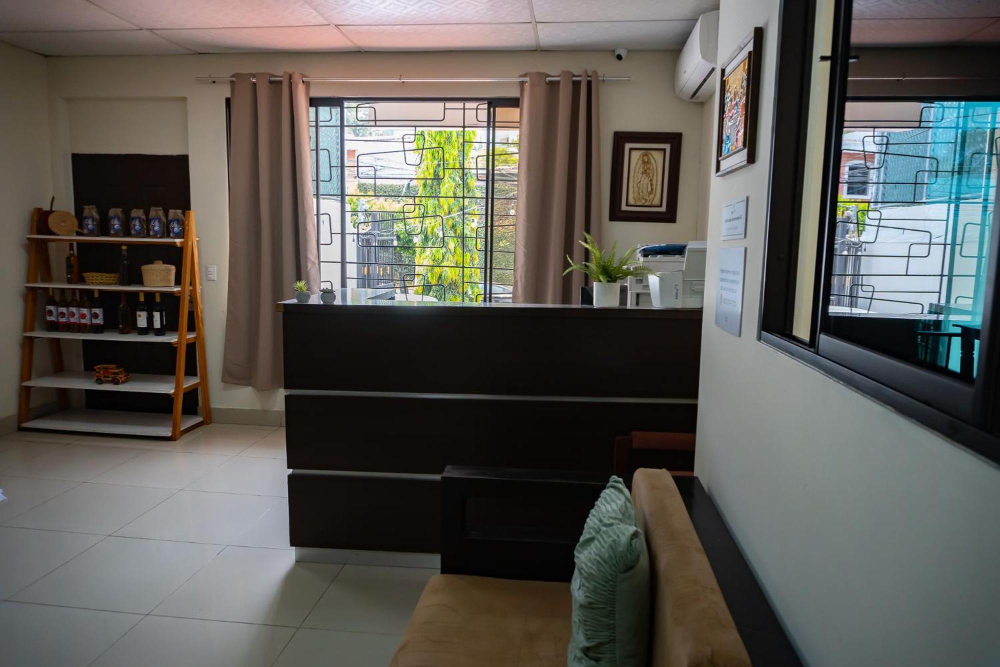 Hotel La Capilla - Suites & Apartments San Benito San Salvador Eksteriør billede